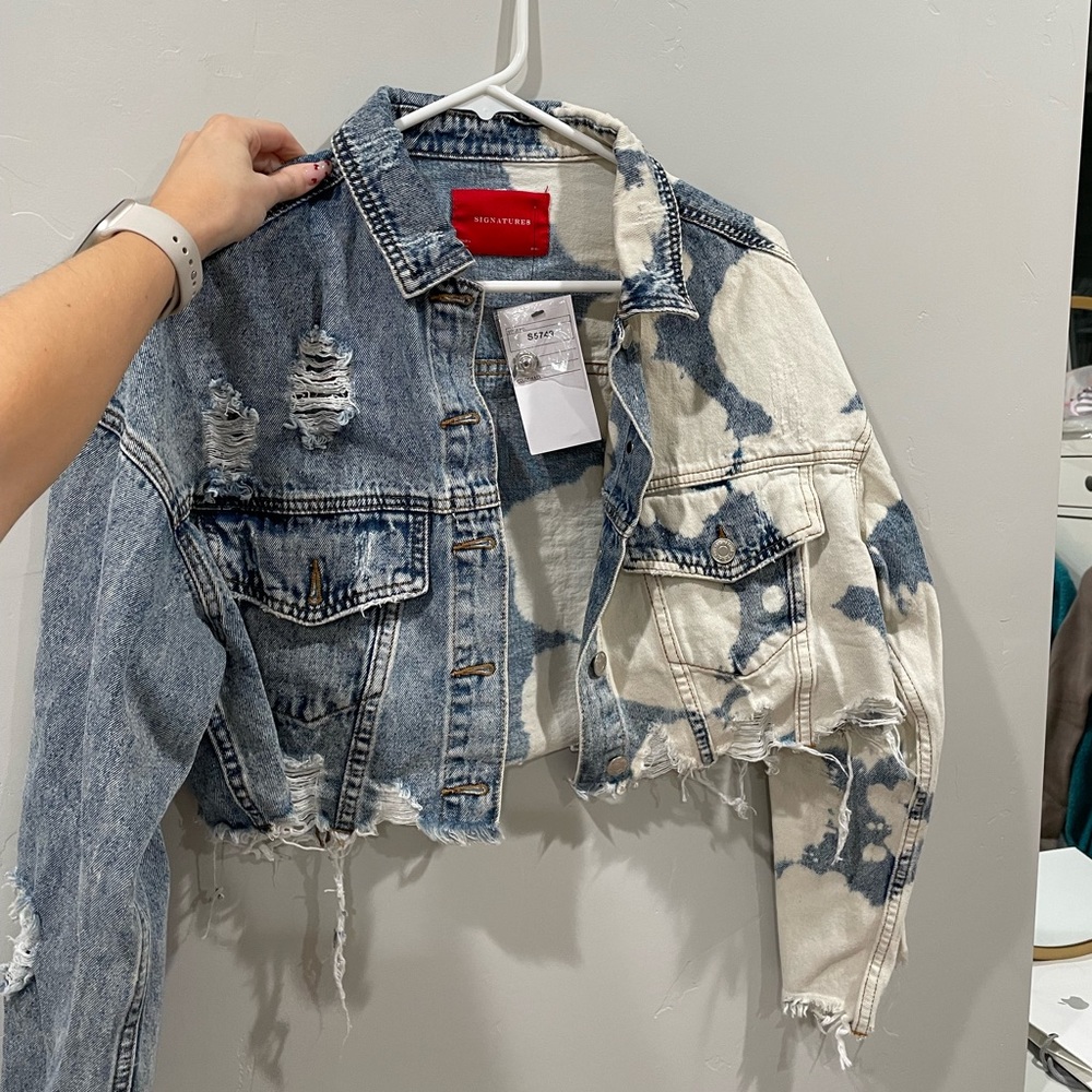 Cropped acid wash jean jacket